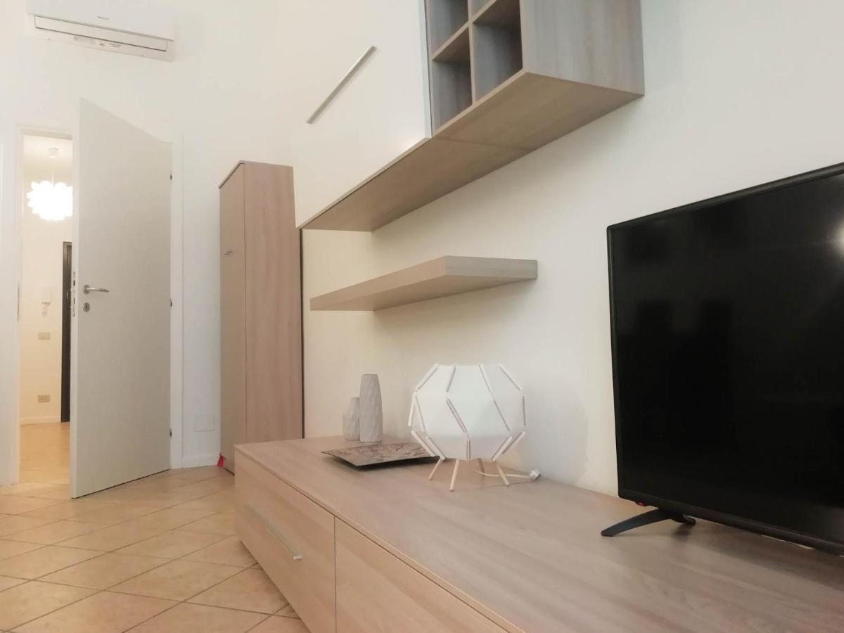 Mistrangelohome 3 - Appartamento In Pieno Centro Savona Exterior photo