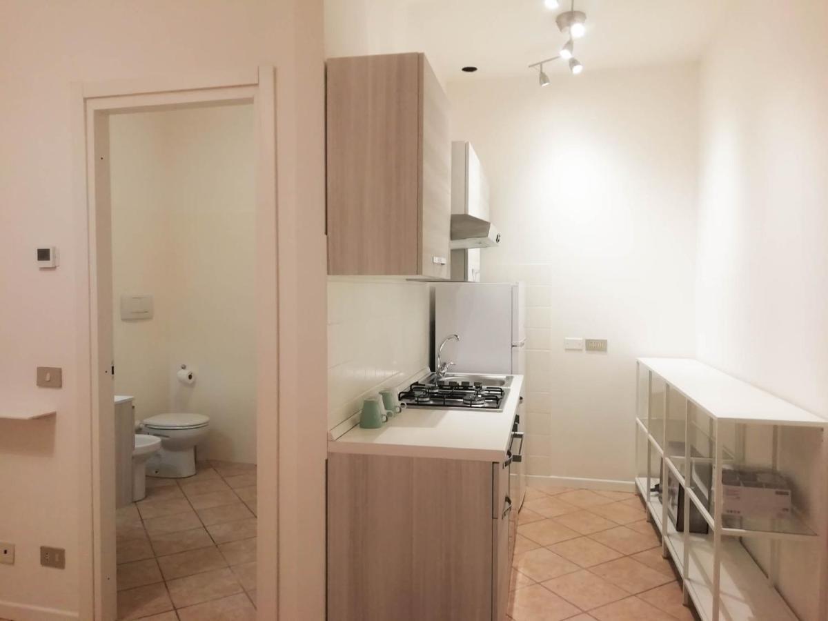 Mistrangelohome 3 - Appartamento In Pieno Centro Savona Exterior photo