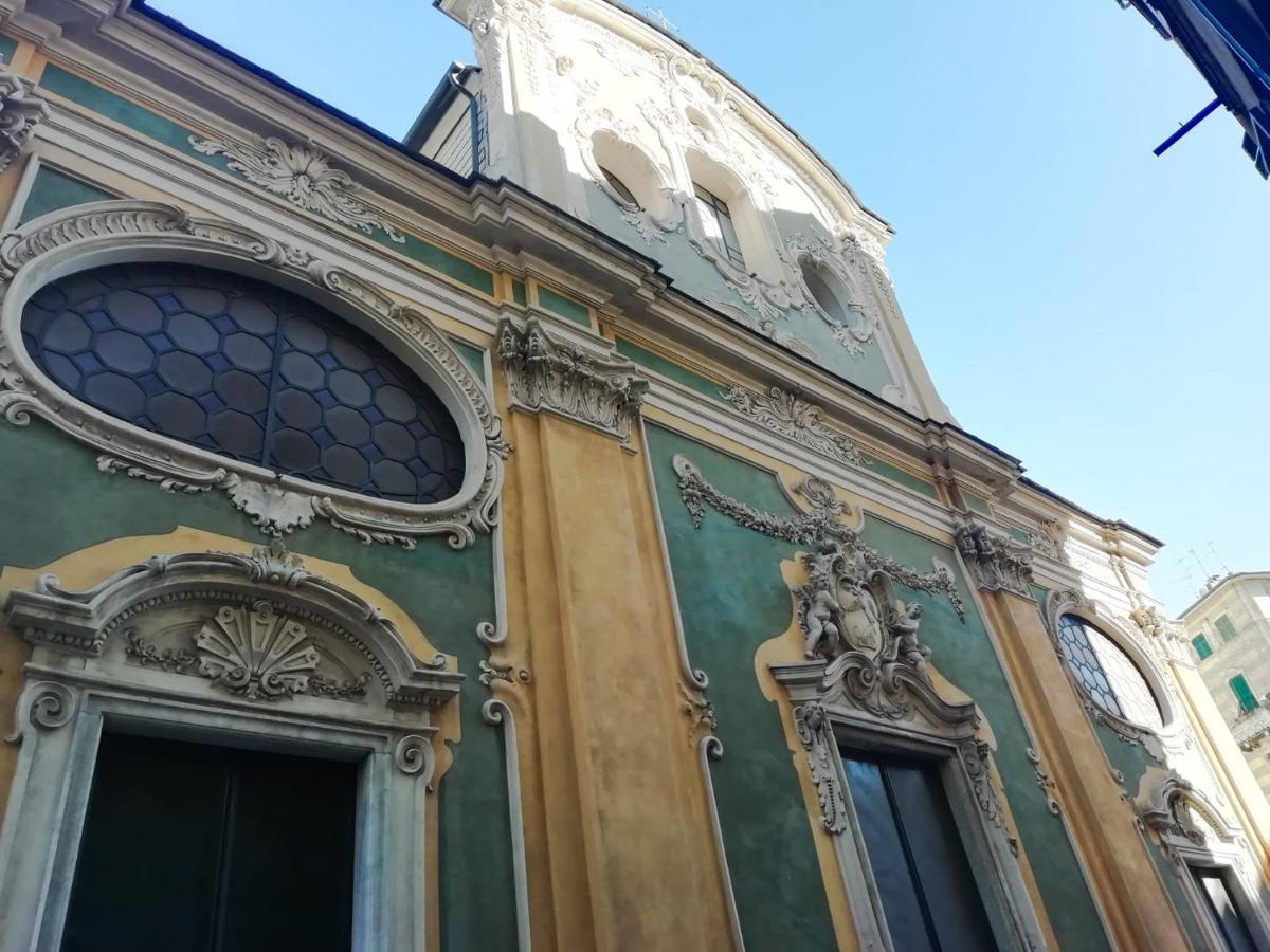 Mistrangelohome 3 - Appartamento In Pieno Centro Savona Exterior photo