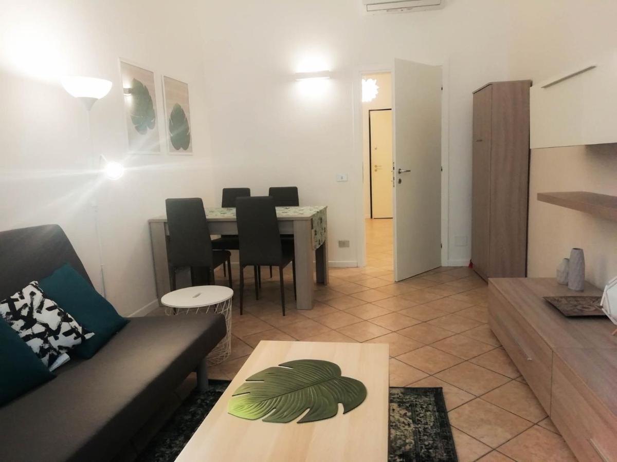 Mistrangelohome 3 - Appartamento In Pieno Centro Savona Exterior photo