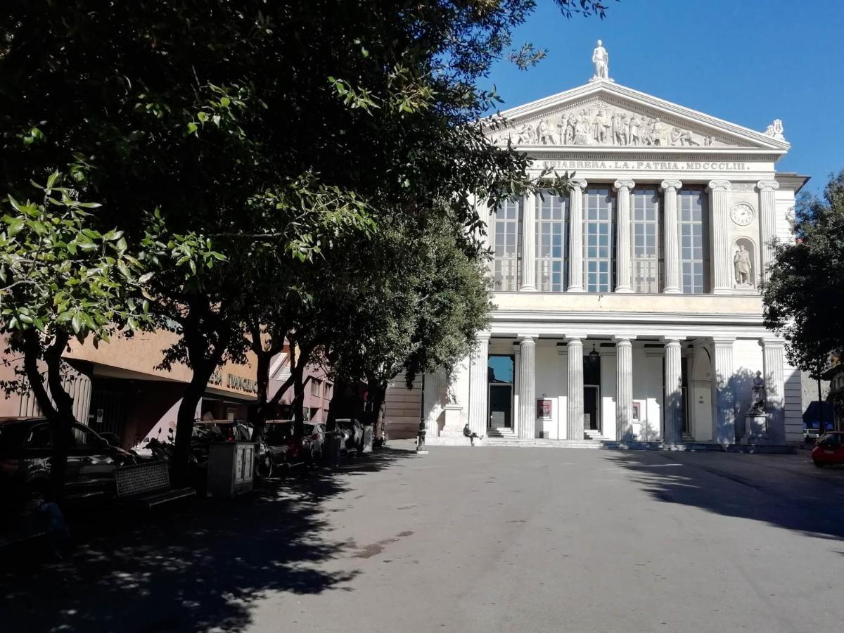Mistrangelohome 3 - Appartamento In Pieno Centro Savona Exterior photo