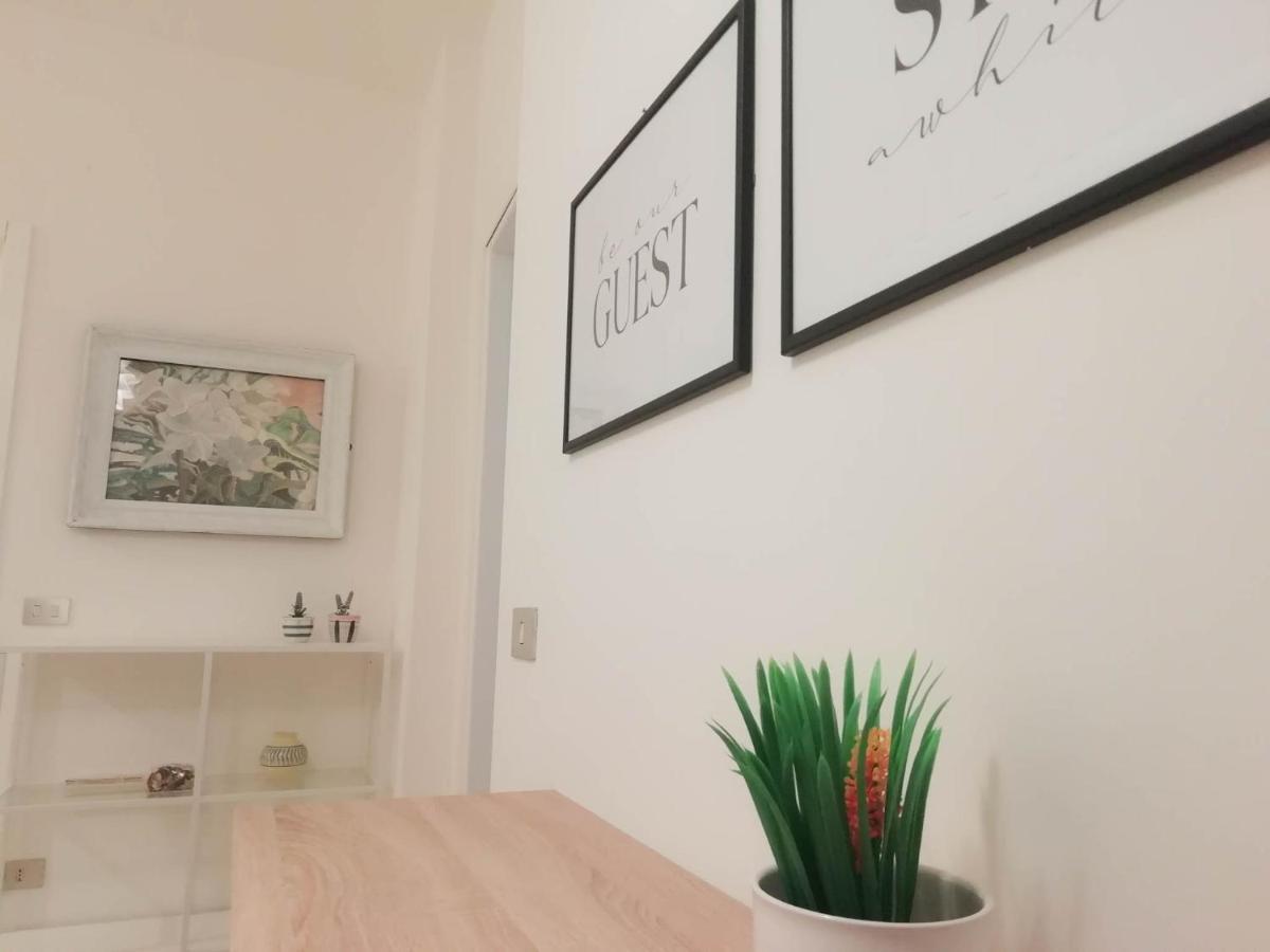 Mistrangelohome 3 - Appartamento In Pieno Centro Savona Exterior photo